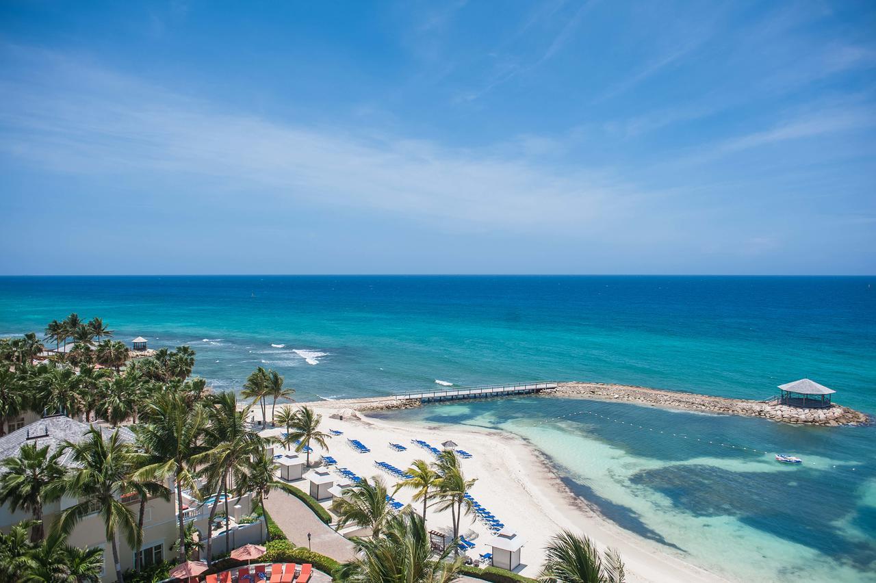 Palmyra Luxury Beach Condos Montego Bay Exteriör bild