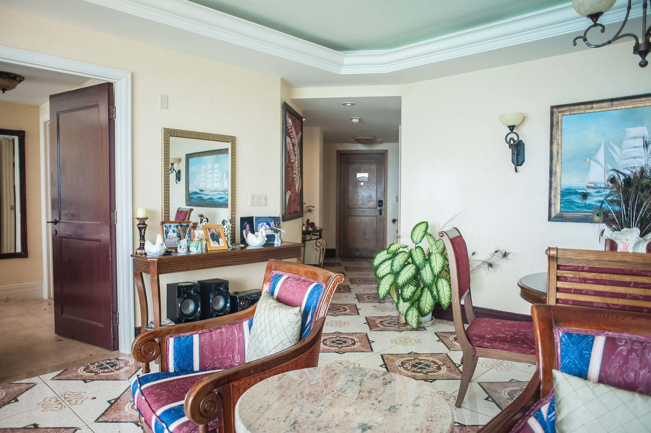 Palmyra Luxury Beach Condos Montego Bay Exteriör bild