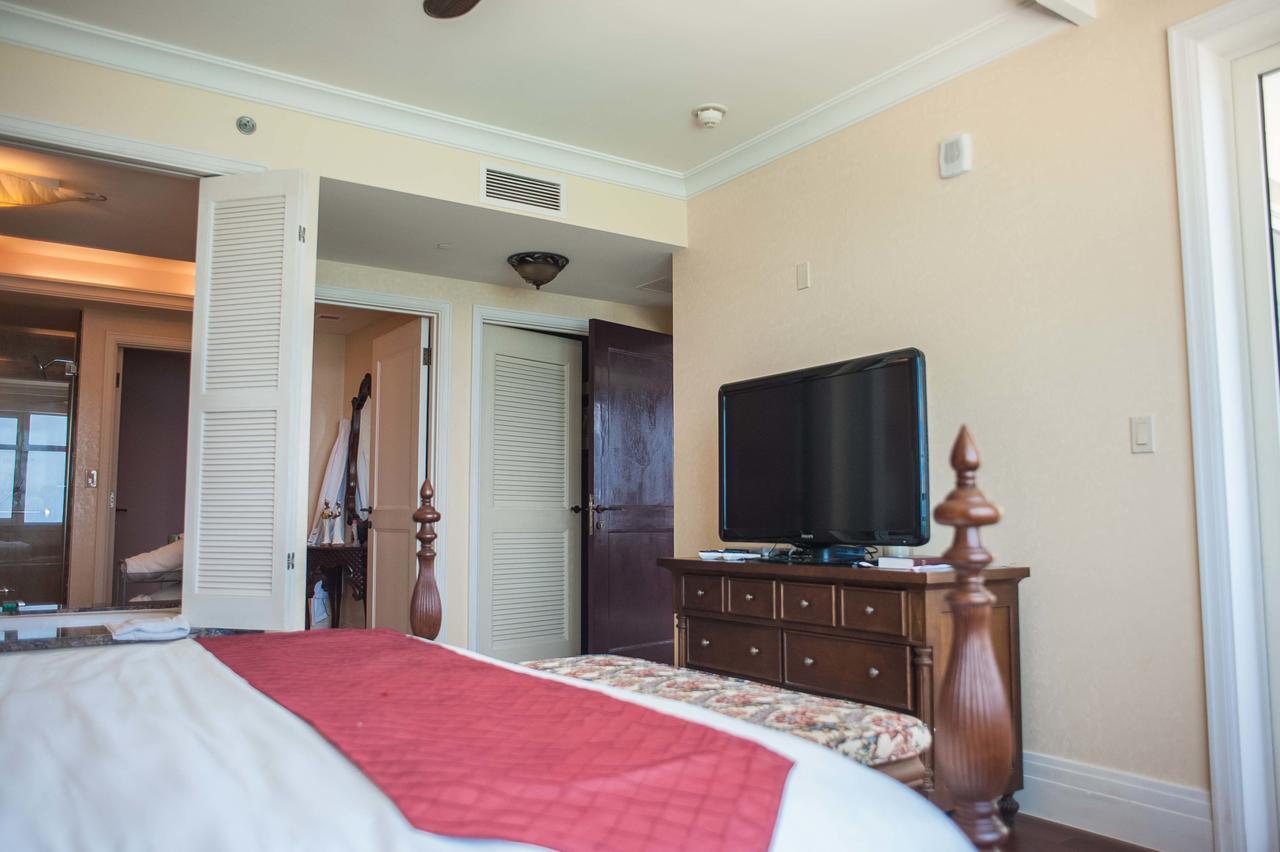 Palmyra Luxury Beach Condos Montego Bay Exteriör bild