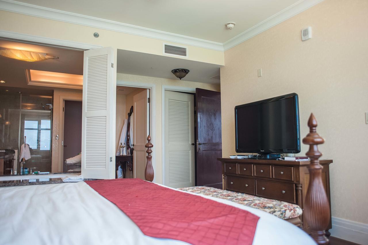 Palmyra Luxury Beach Condos Montego Bay Exteriör bild